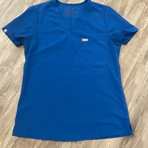 Figs scrub set. Catarina top and yola bottoms. Both are XS. Royal Blue.
